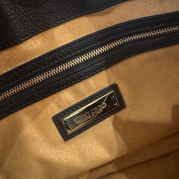 Excellent condition. Perfect size. Jimmy Choo crossbody bag - Picture 8 of 9